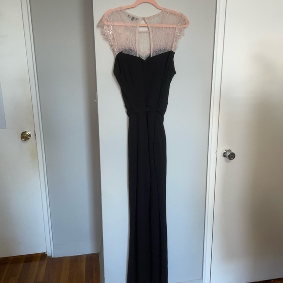 BLĀSHE lace Jumpsuit - Picture 2 of 13